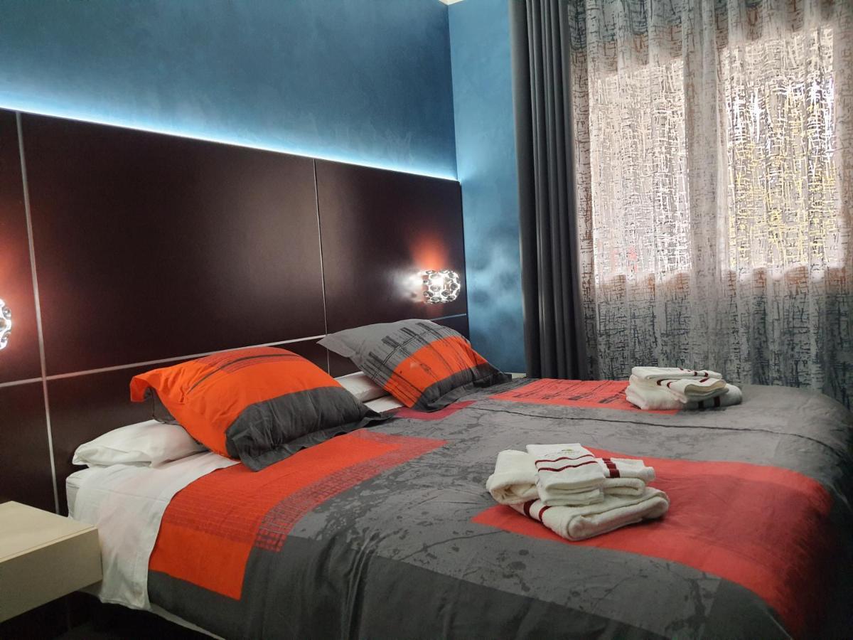 Manu'S Guest Suite Cosenza Ngoại thất bức ảnh