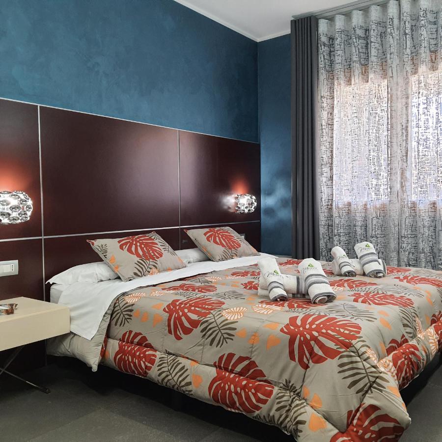 Manu'S Guest Suite Cosenza Ngoại thất bức ảnh