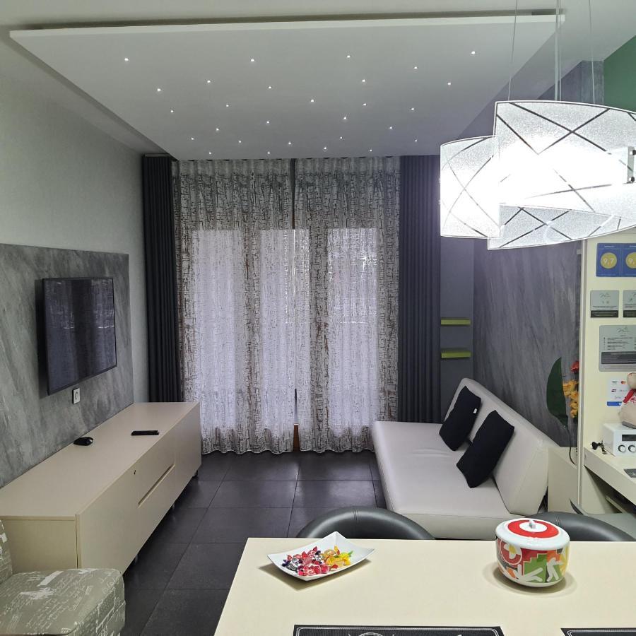 Manu'S Guest Suite Cosenza Ngoại thất bức ảnh