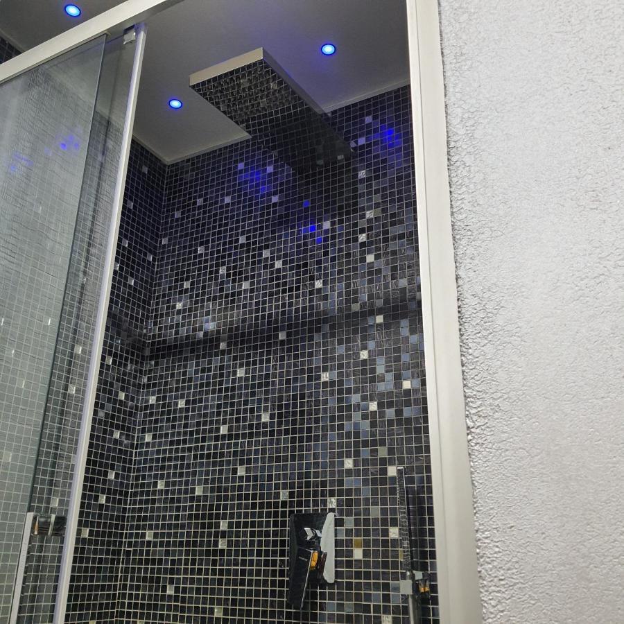 Manu'S Guest Suite Cosenza Ngoại thất bức ảnh