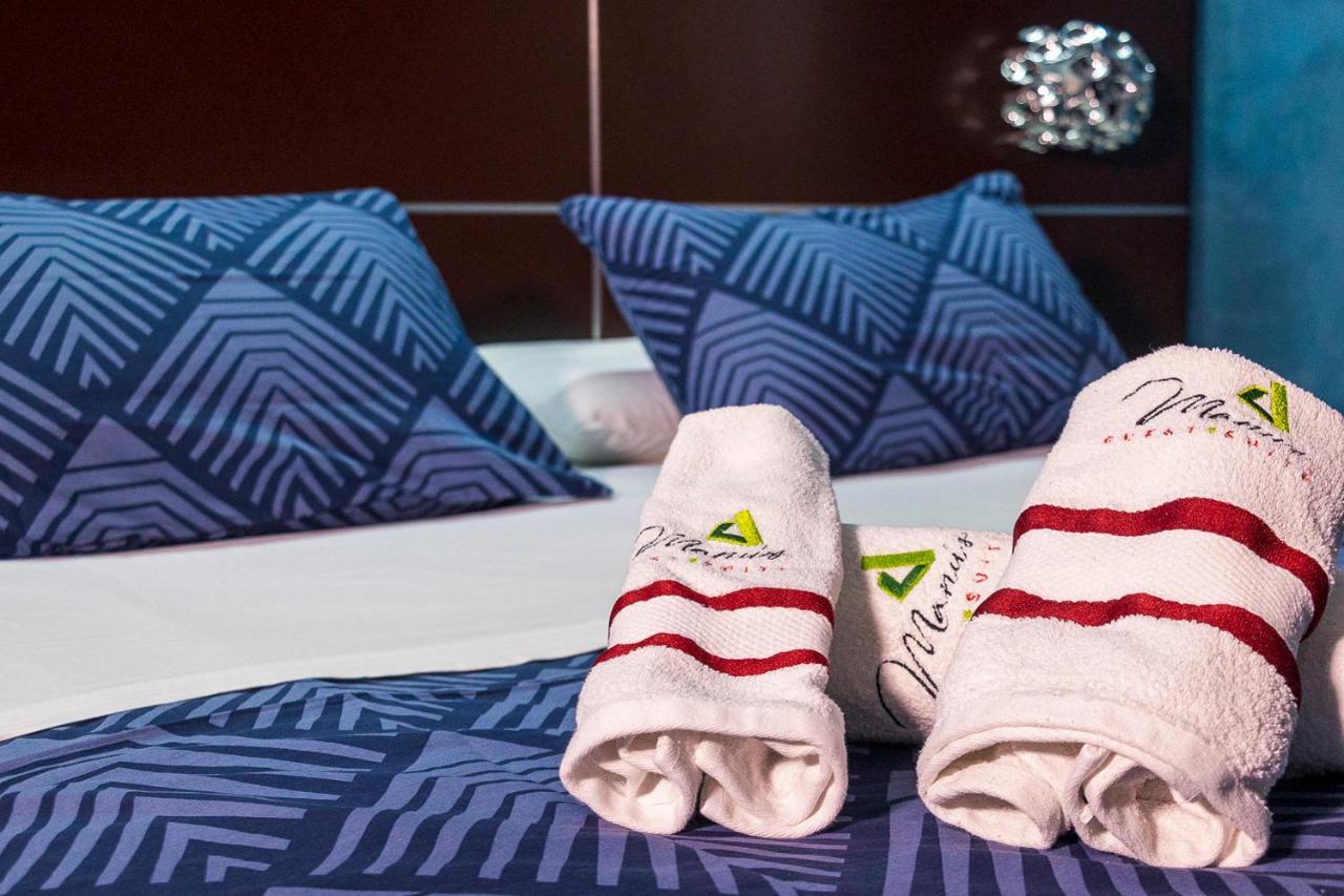 Manu'S Guest Suite Cosenza Ngoại thất bức ảnh
