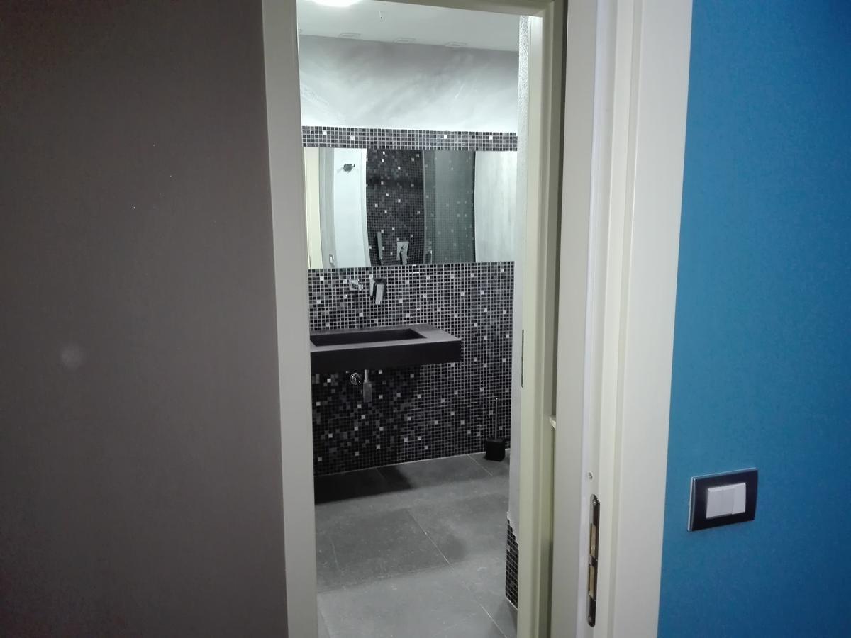 Manu'S Guest Suite Cosenza Ngoại thất bức ảnh