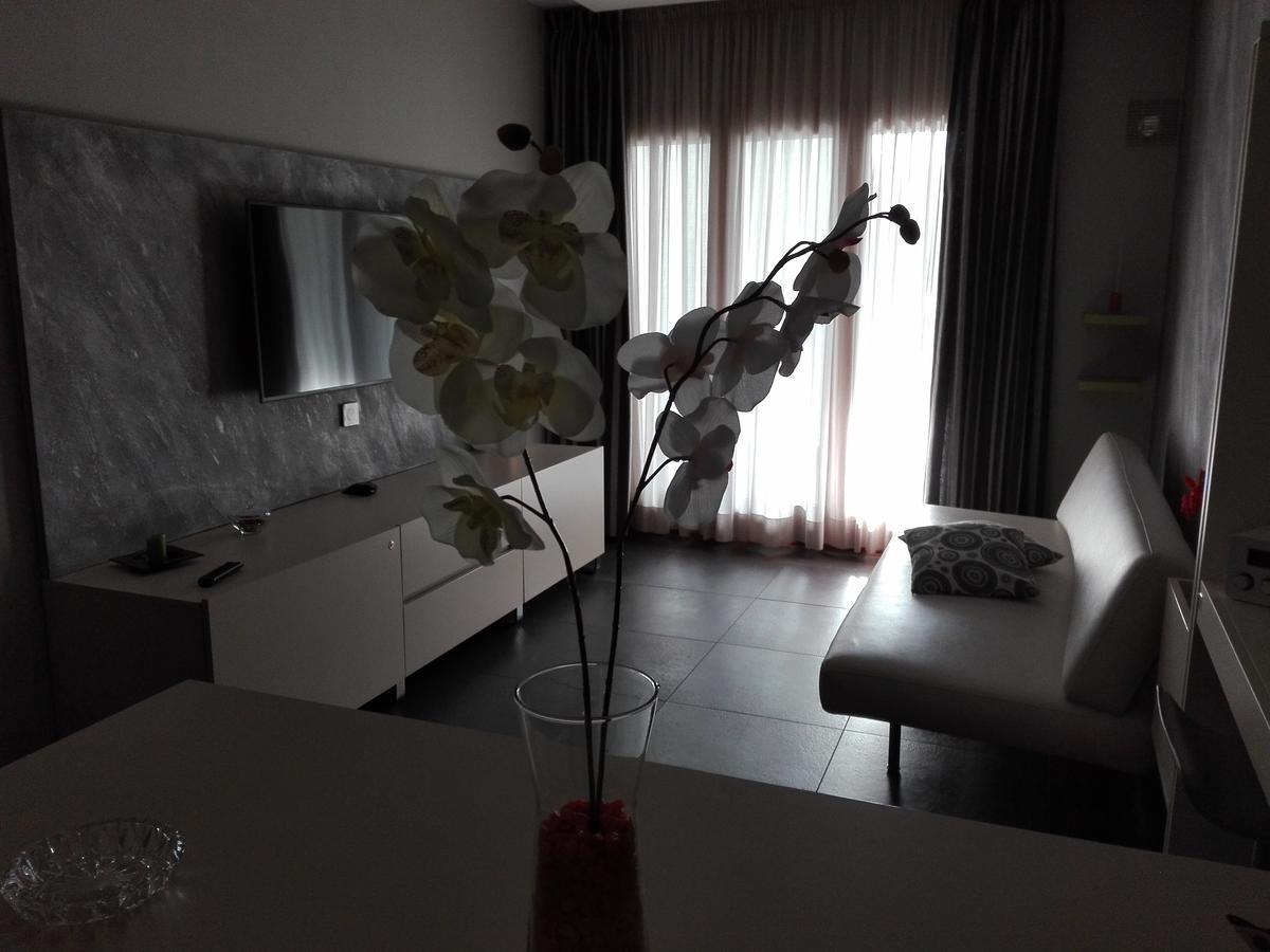 Manu'S Guest Suite Cosenza Ngoại thất bức ảnh