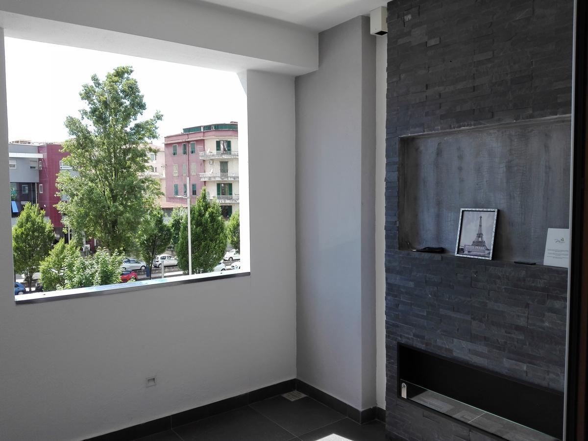 Manu'S Guest Suite Cosenza Ngoại thất bức ảnh