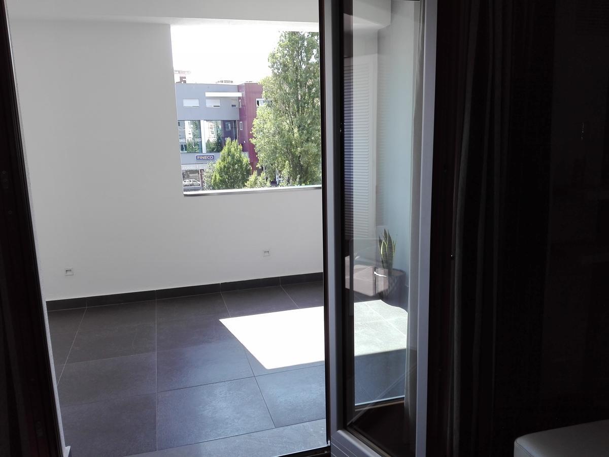 Manu'S Guest Suite Cosenza Ngoại thất bức ảnh