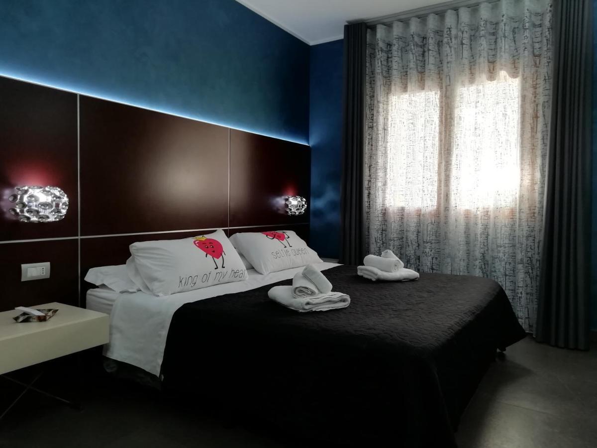 Manu'S Guest Suite Cosenza Ngoại thất bức ảnh